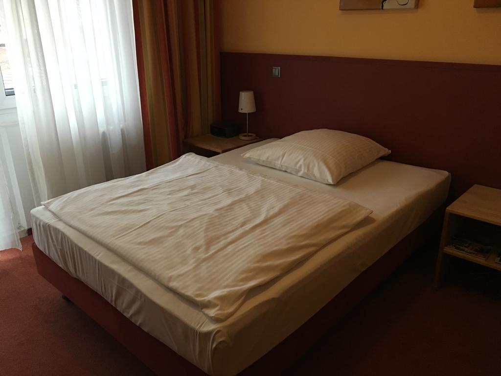 Essentis Ecohotel Берлін Номер фото