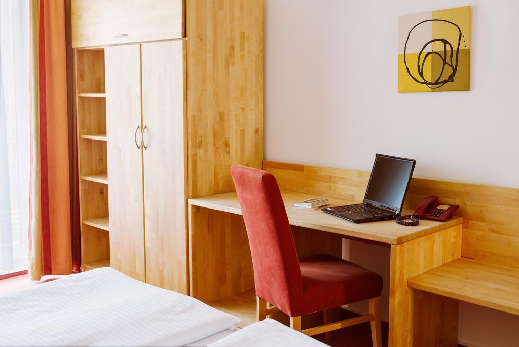 Essentis Ecohotel Берлін Екстер'єр фото